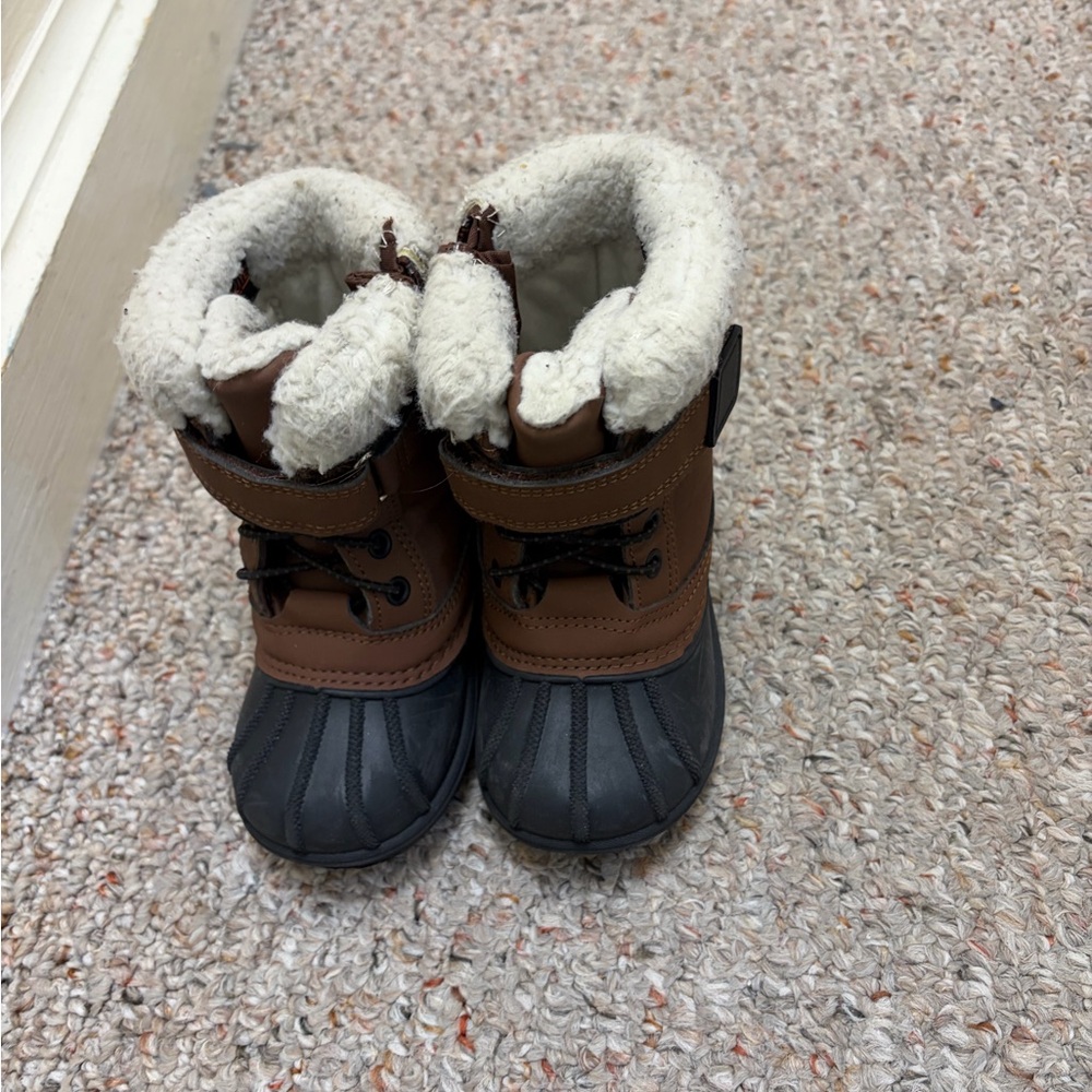 Toddler snow boots